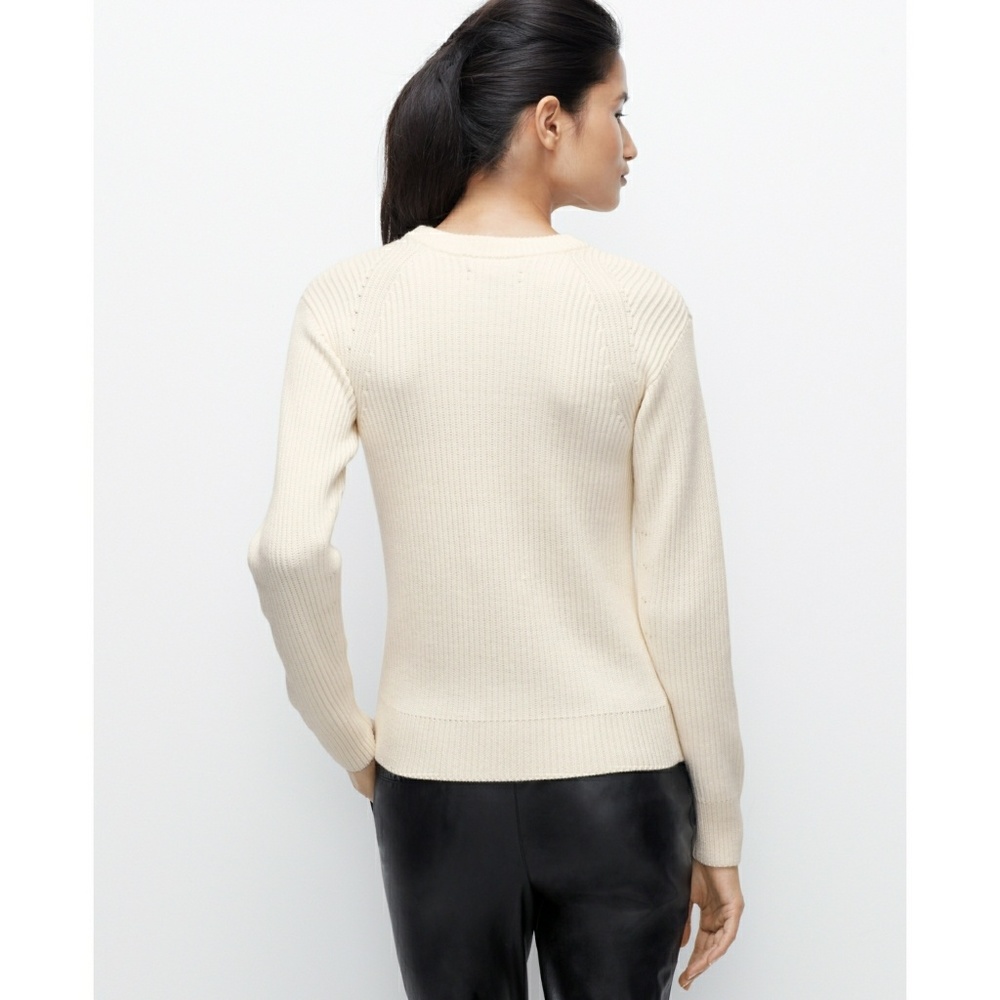 ❄Ann Taylor white jewel embellished sweater XS - Picture 5 of 5