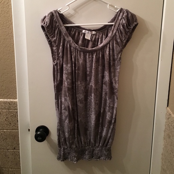 Charlotte Russe banded bottom gathered top