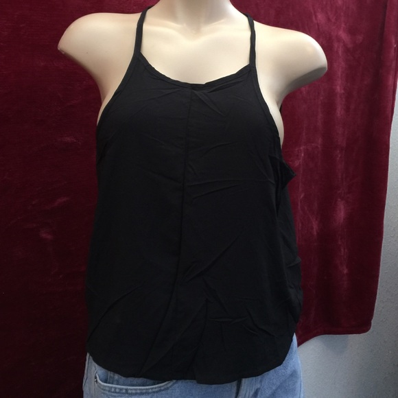 ❌SOLD❌SOLD❌BLACK HALTER WITH A ✨TWIST✨