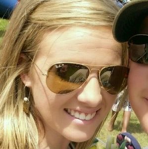 Meet your Posher, Arlene