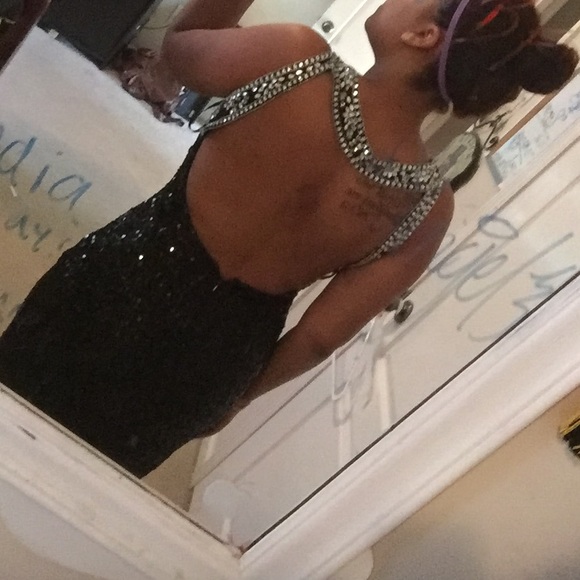 Size 8 prom dress - Picture 4 of 4