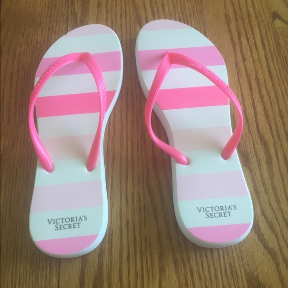 Victoria's Secret flip flops