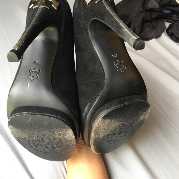 Sold Authentic Tory Burch pump - Picture 4 of 4