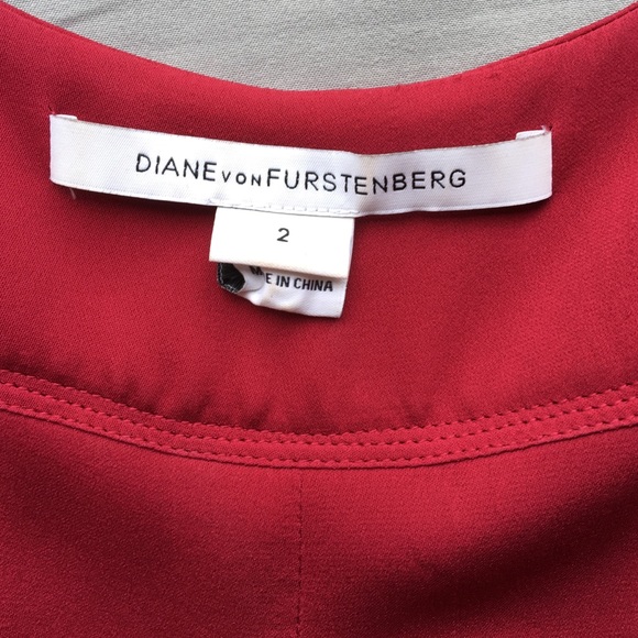 Sold DVF silk sleeveless top (reddish/maroon) - Picture 2 of 4