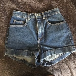 AA high waisted cuffed shorts Size 25