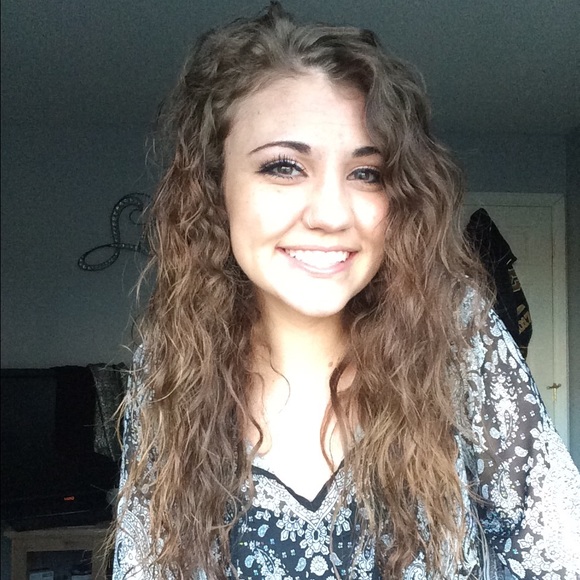 Meet your Posher, Haley