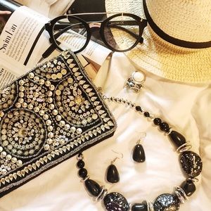 Everything In Picture