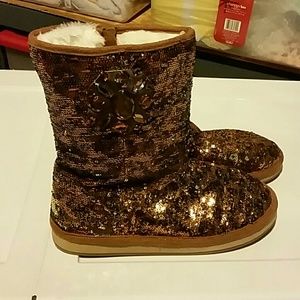 Sparkly leopard print boots