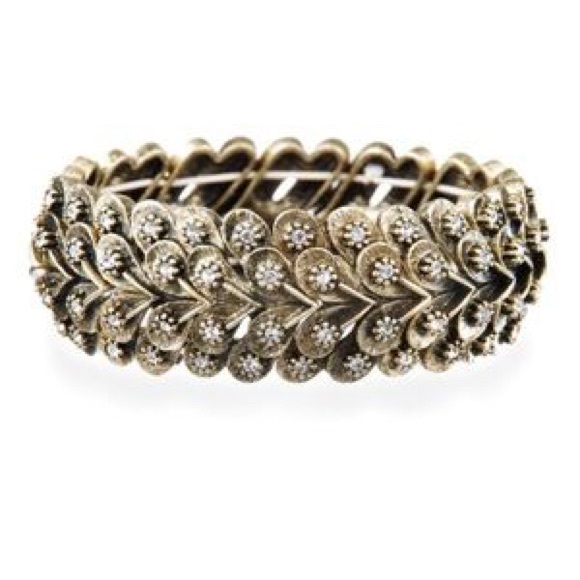 Modern stretch bracelet