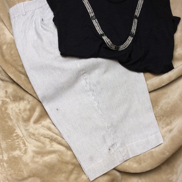 FINAL PRICE. Bandolino Bermuda Shorts