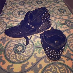 Aldo spike shoes