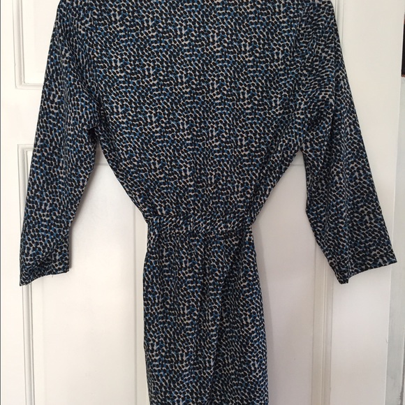 Black, blue & white print tunic w/ belt - Picture 4 of 4