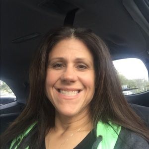 Meet your Posher, Carrie