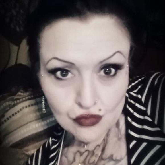 Meet your Posher, Jeanne