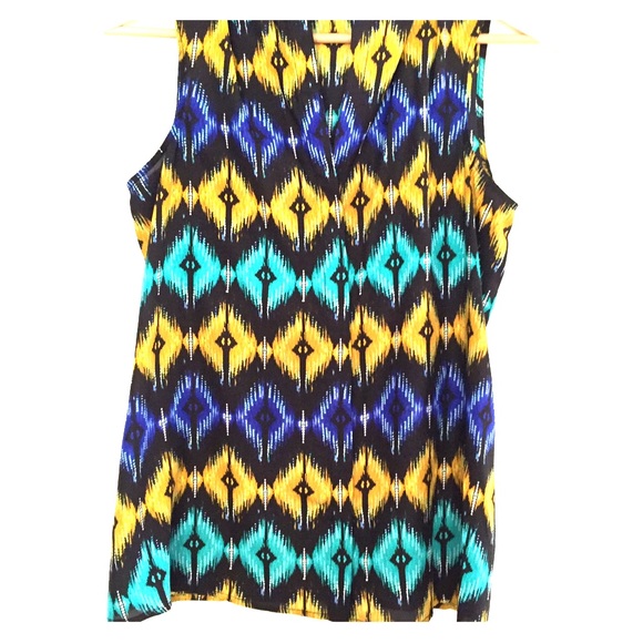 Sleeveless, tribal print top - Picture 1 of 4