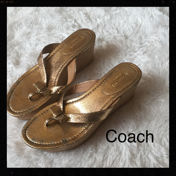 COACH thong sandals ‼️$35