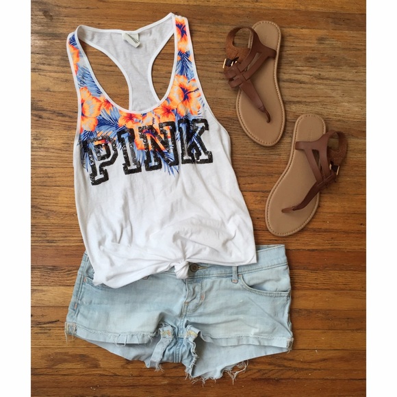 🚫SOLD🚫VS PINK tropical tank top