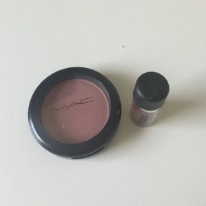 Mac blush and pigment