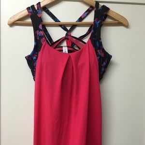 Lululemon tank with built in bra, size 8
