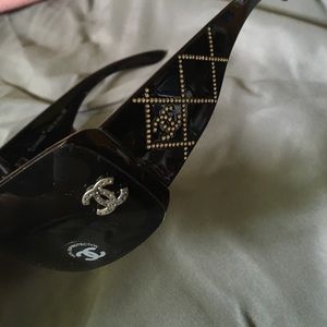 NWOT CHANEL Sunglasses