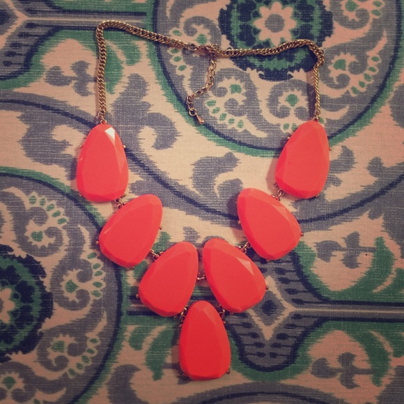 Knockoff Kendra Scott Necklace