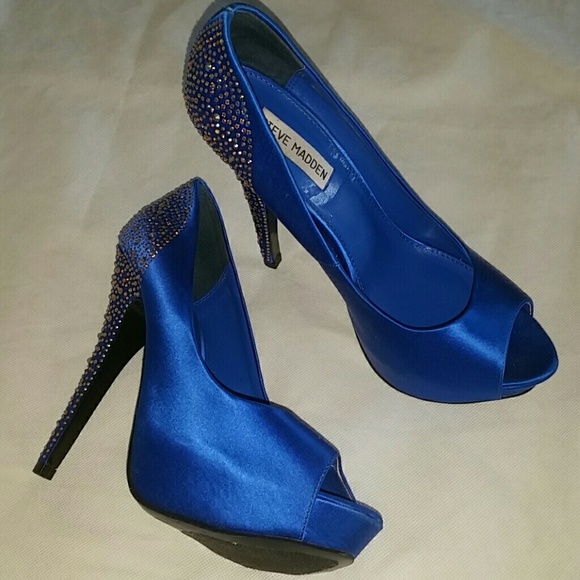 Steve Madden Shoes - Steve Madden Peep Toe Heels Steve Madden Shoes - Steve Madden Peep Toe Heels