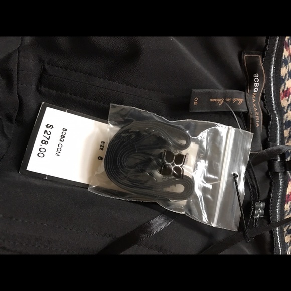 NEW BCBG Dress 🌸 - Picture 4 of 4