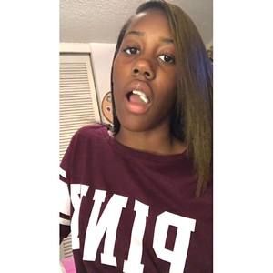 Meet your Posher, Siobahan