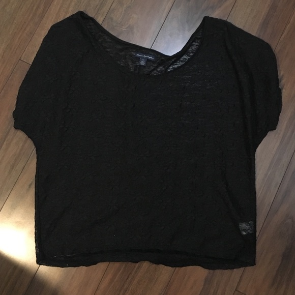 American Eagle crop top