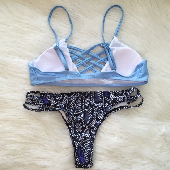 ❤️SALE❤️ light blue strappy and snakeskin bikini - Picture 2 of 4