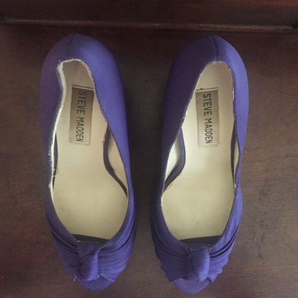 Steve Madden pumps