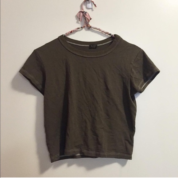 ❌SOLD❌Olive Mason Tee