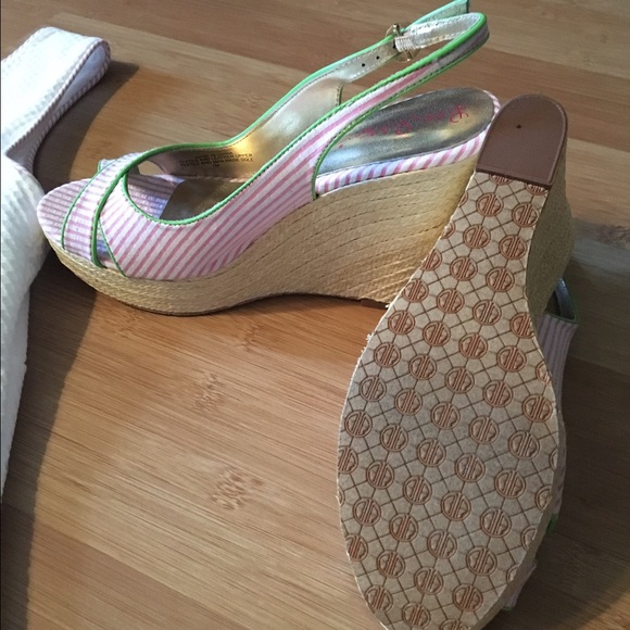Lilly Pulitzer Wedges - Picture 3 of 3