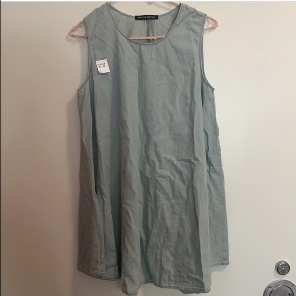 ❌SOLD❌Sample Faelyn Dress