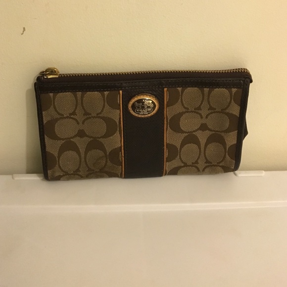 Coach wallet
