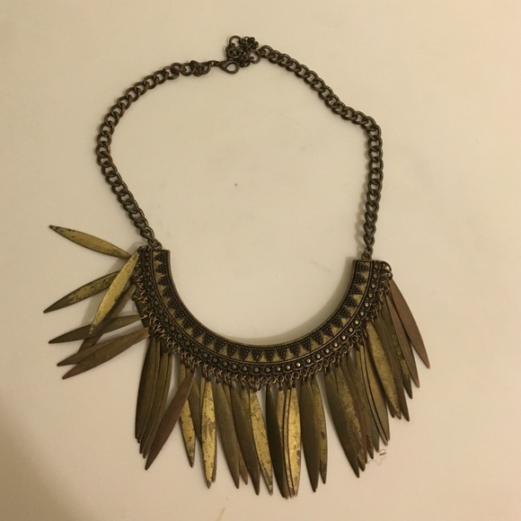 Rusty statement necklace