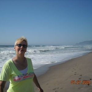 Meet your Posher, Robyn