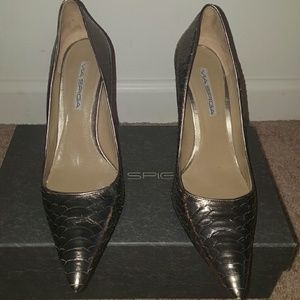 Pointed toe pumps in original box and dust bag