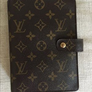 Authentic Louis Vuitton planner/agenda
