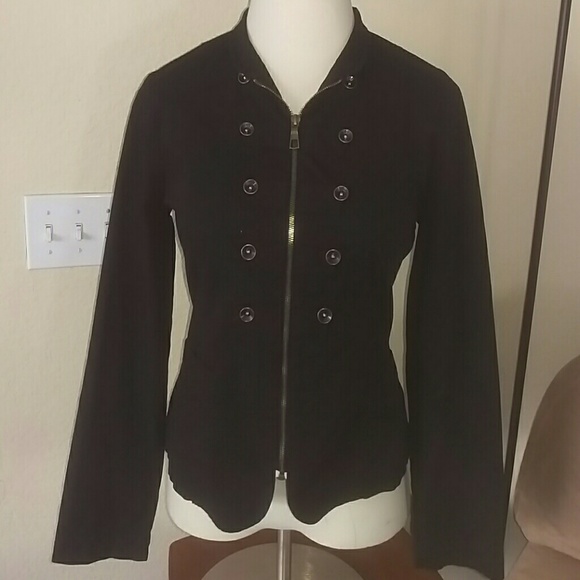 Black light weight jacket