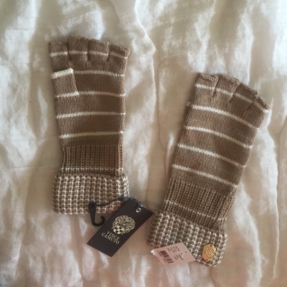Vince Camuto Gloves