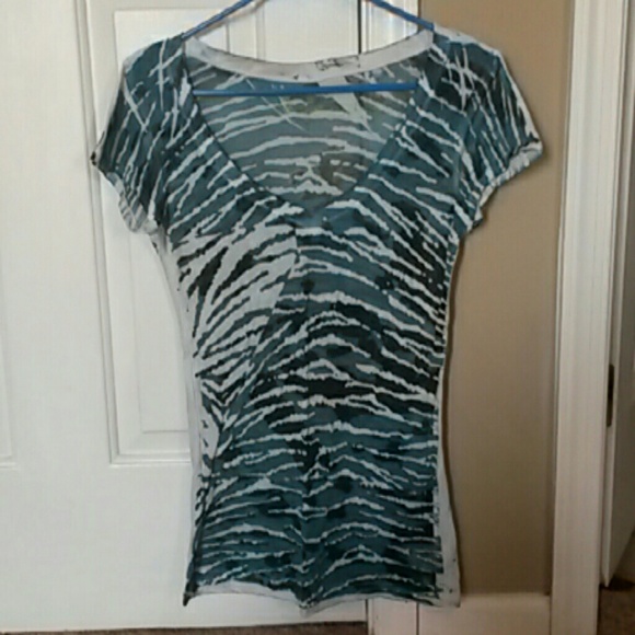 Blue and Black Animal Print Layering T-shirt
