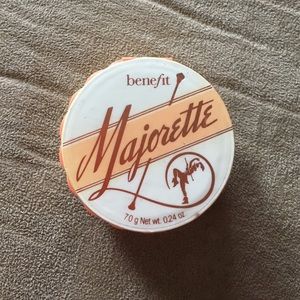 Benefit Majorette Cream Blush