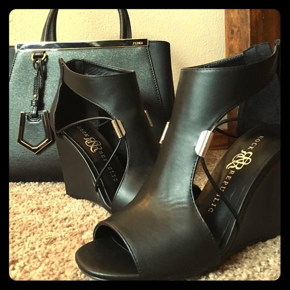 ❌🚫SOLD🚫❌ Rock  & Republic wedges
