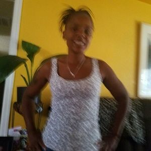 Meet your Posher, Pamela