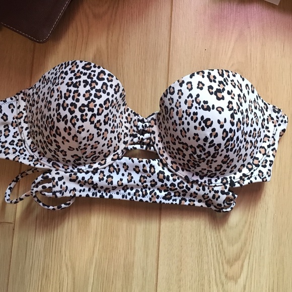 34B cheetah print Victoria secrets swimsuit top