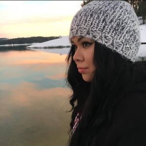 Meet your Posher, Vanessa