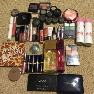 Makeup Lots