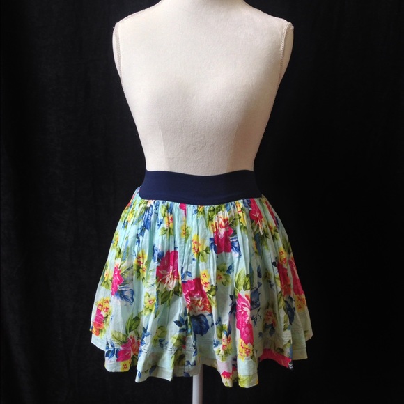 Abercrombie Fun and Flirty Skirt