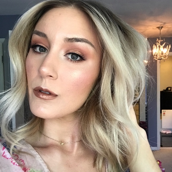 Meet your Posher, Kasey - Picture 2 of 2